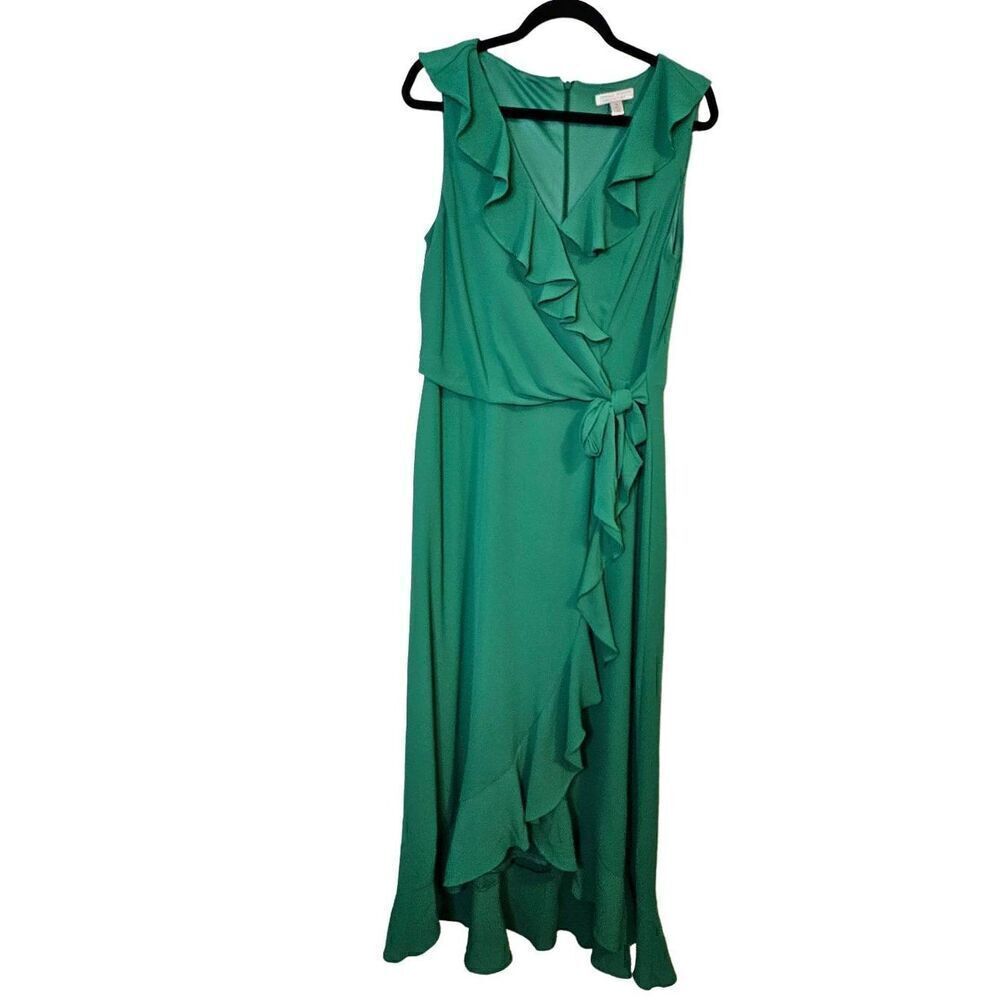 London Style Collection forest green sleeveless maxi dress with a tulip style he